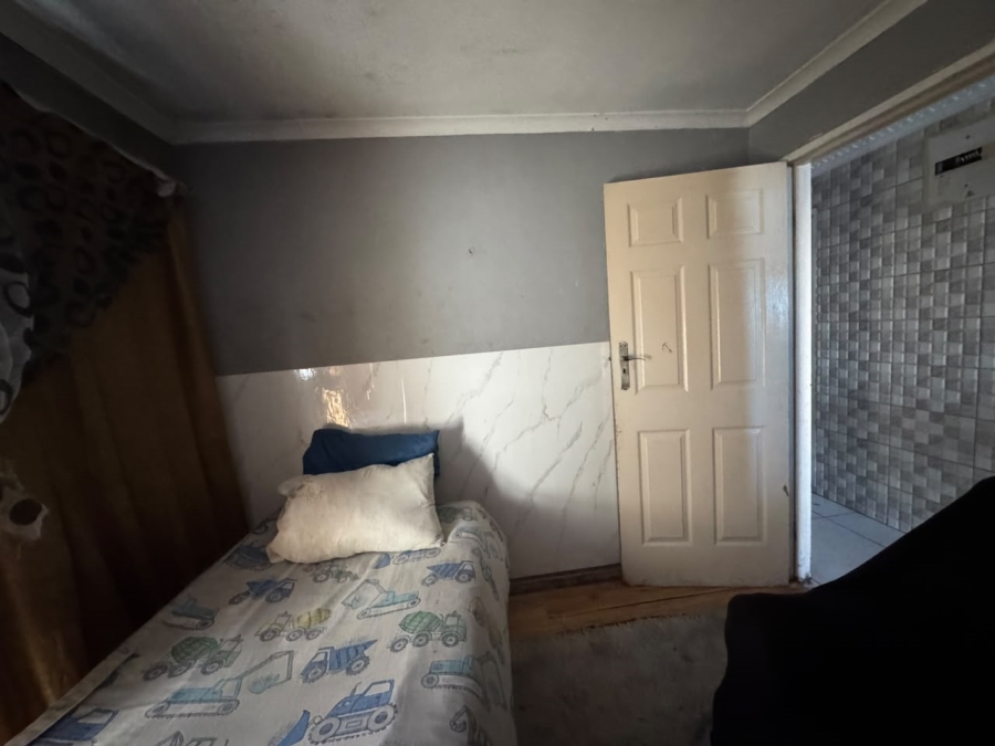 5 Bedroom Property for Sale in Forest Village Western Cape
